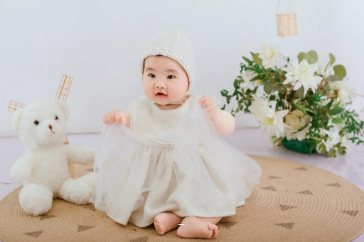 克孜勒苏柯尔克孜宝宝在妈妈肚子里